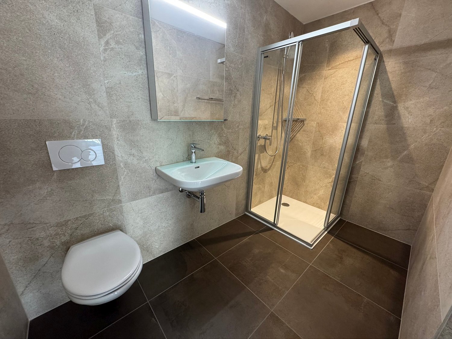 05650 - Appart. 3½ PCES - IMP. CHAMP-RIOND 18 - MATRAN - Bild 8