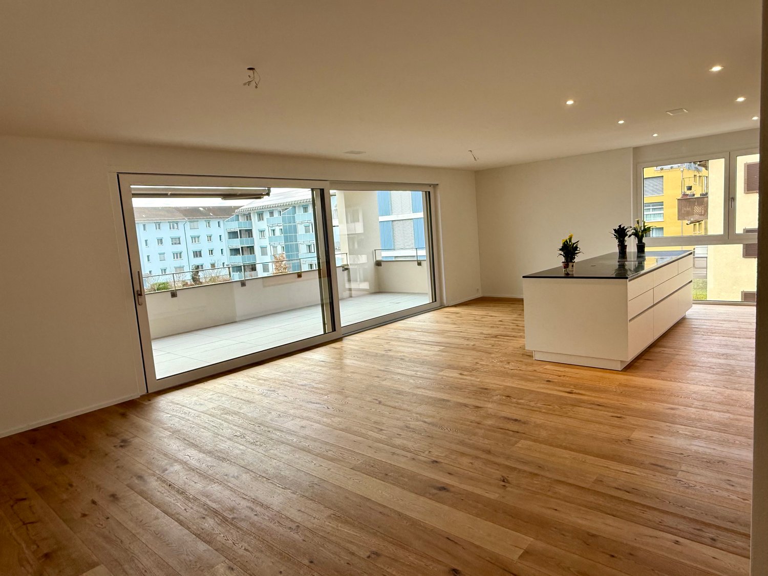 grosse 4.5-Zimmer-Wohnung 120 m2/Terrasse 26 m2 (Erstvermietung) - Bild 2