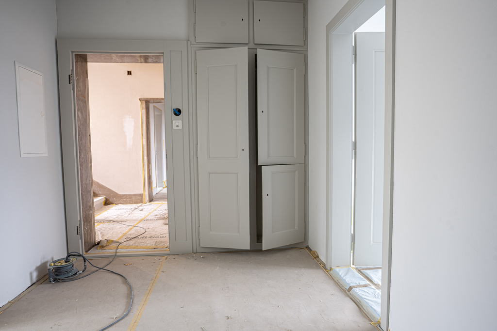 Sanierte Wohnung inmitten Breitenrainquartier zu vermieten - Eingangsbereich