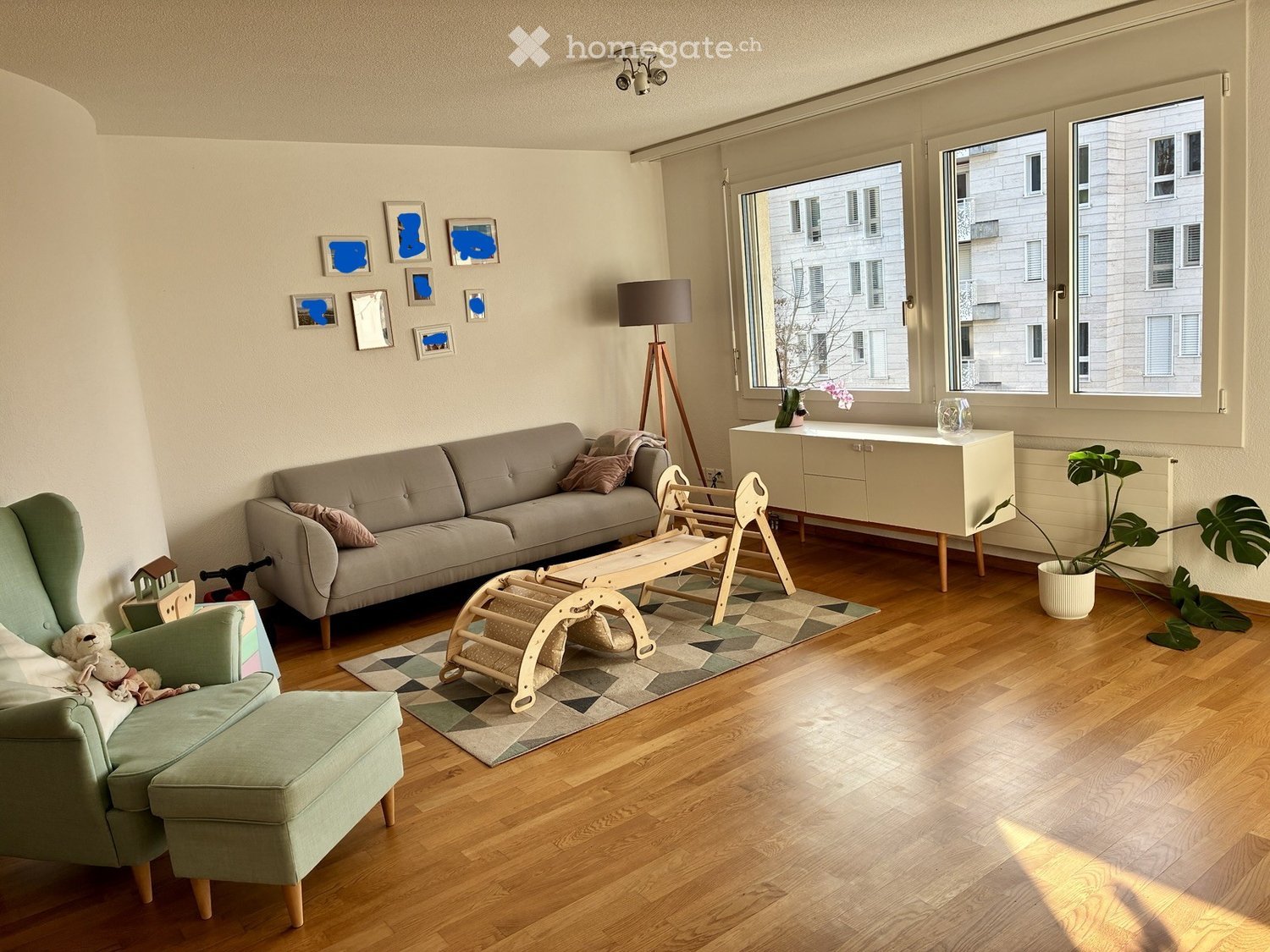 Moderne 3.5-Zimmer-Wohnung mit Balkon in Zürich Altstetten - Bild 2