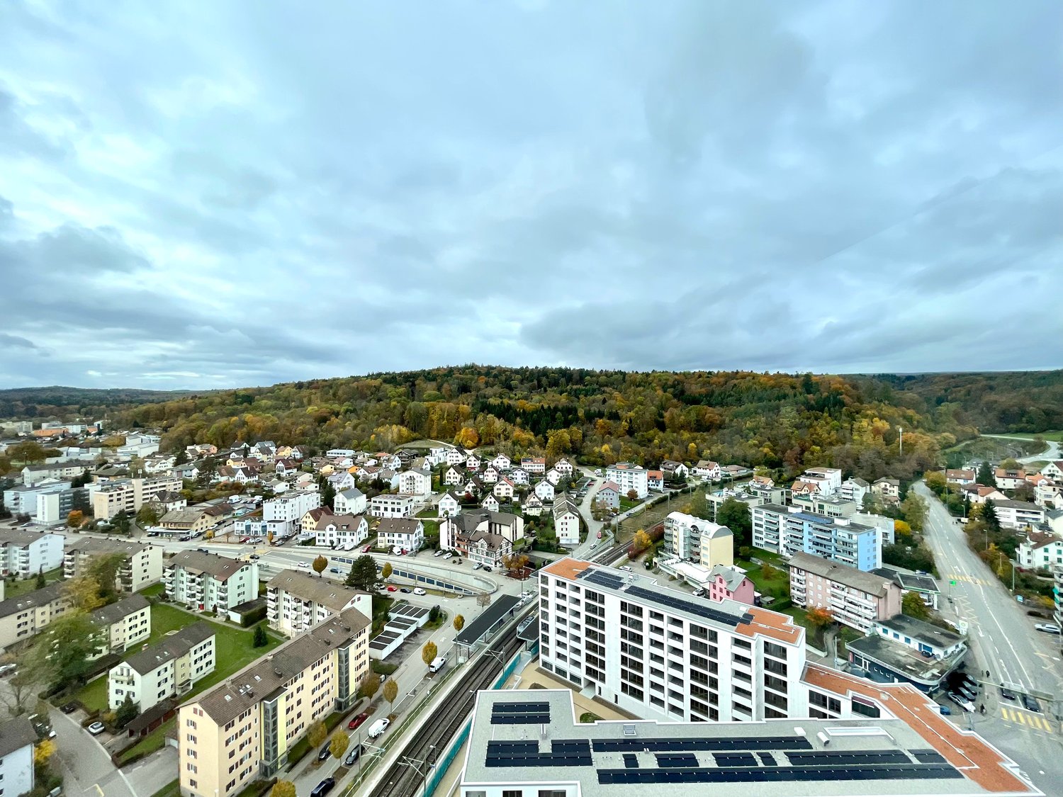 Exklusive 5.5-Zimmer-Wohnung mit spektakulärer Aussicht in Neuhausen am Rheinfall - Bild 13