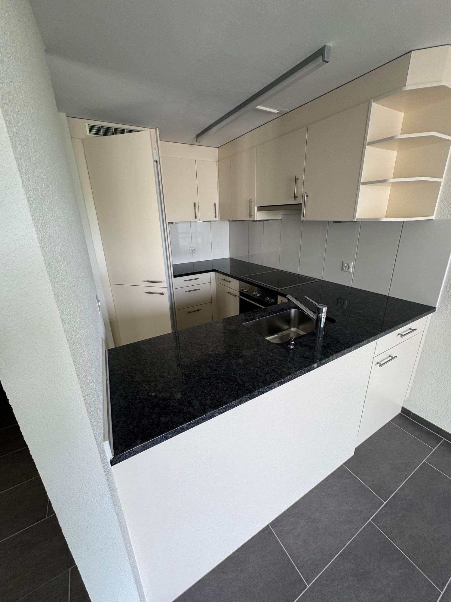 Wunderschöne 3.5 Zimmerwohnung zu vermieten!! - Bild 4