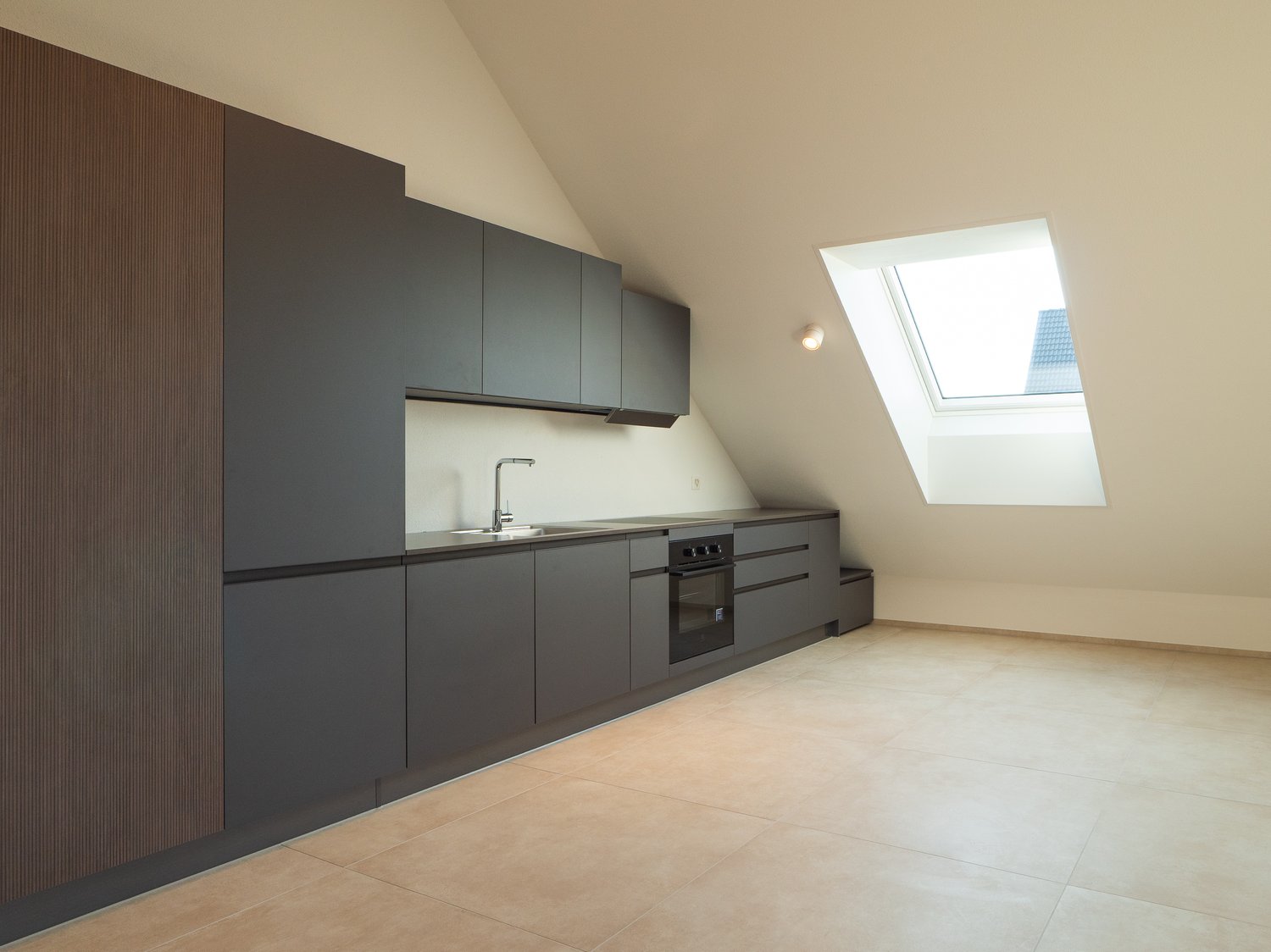 NEUBAU ERSTBEZUG: Einzigartiges Wohnen an ruhiger Lage - Bild 2