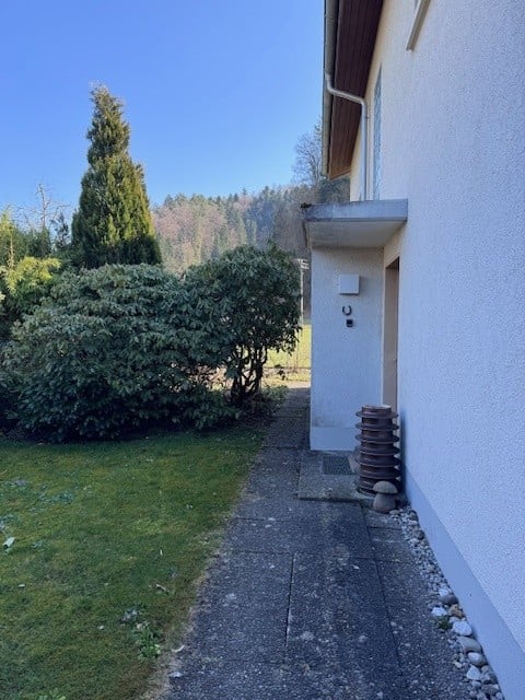 Charmantes 5.5-Zimmer-Einfamilienhaus in ruhiger Lage von Krauchthal - Bild 2