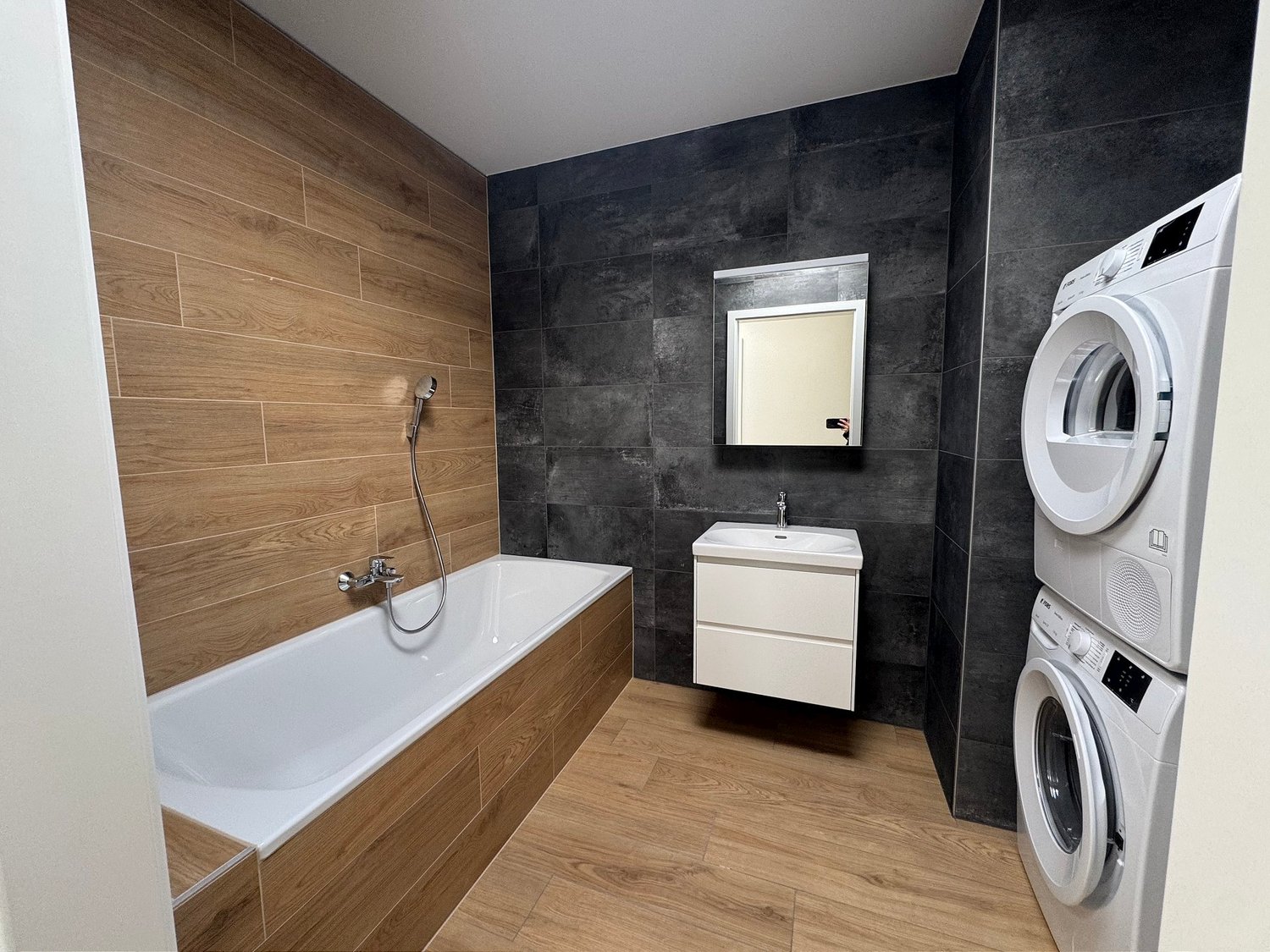 05626 - Appart. 5½ PCES - IMP. CHAMP-RIOND 10 - MATRAN - Bild 9