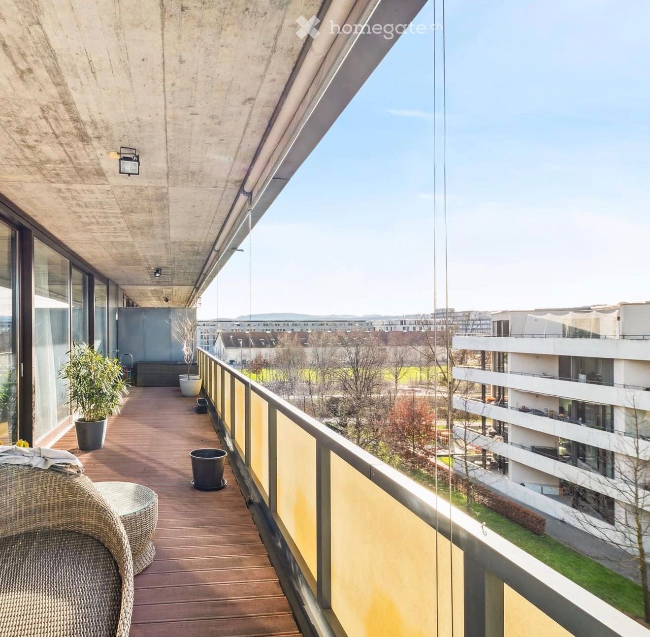 Moderne 3.5-Zimmer-Dachwohnung mit Panoramablick in Oberwinterthur - Bild 1