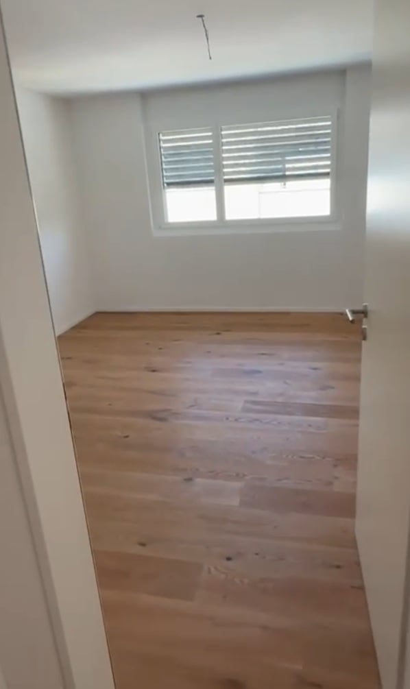 Moderne 2.5-Zimmer-Attikawohnung in Weinfelden - Bild 4