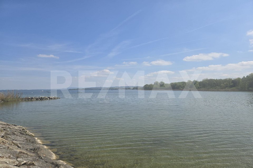 Magnifique attique meublé de 2,5 pièces avec terrasse de 65 m² à Avenches - Bild 7