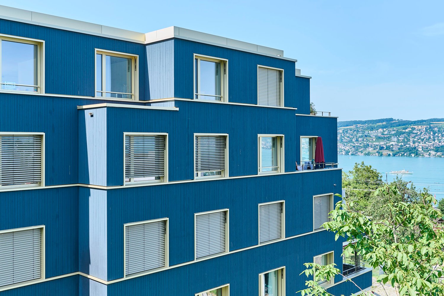 Wohnen mit Blick auf den Zürichsee - Bild 1