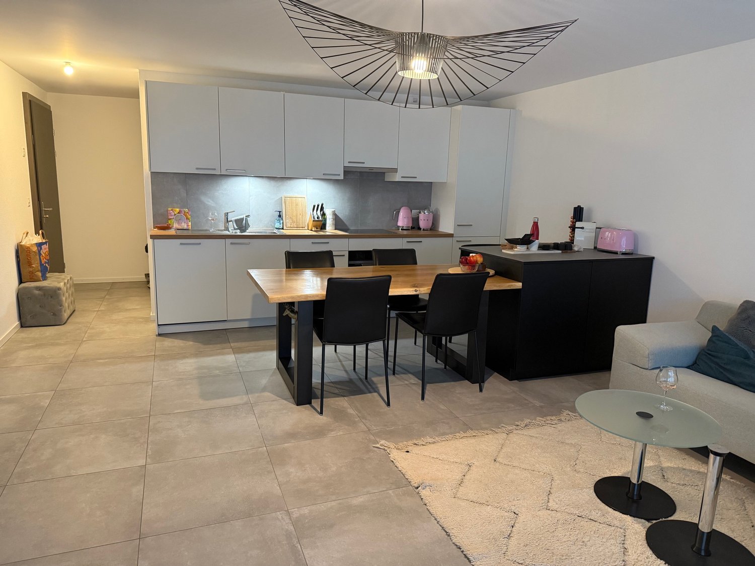 Magnifique appartement moderne de 2.5 pièces avec grande terrasse à Vouvry - Bild 2