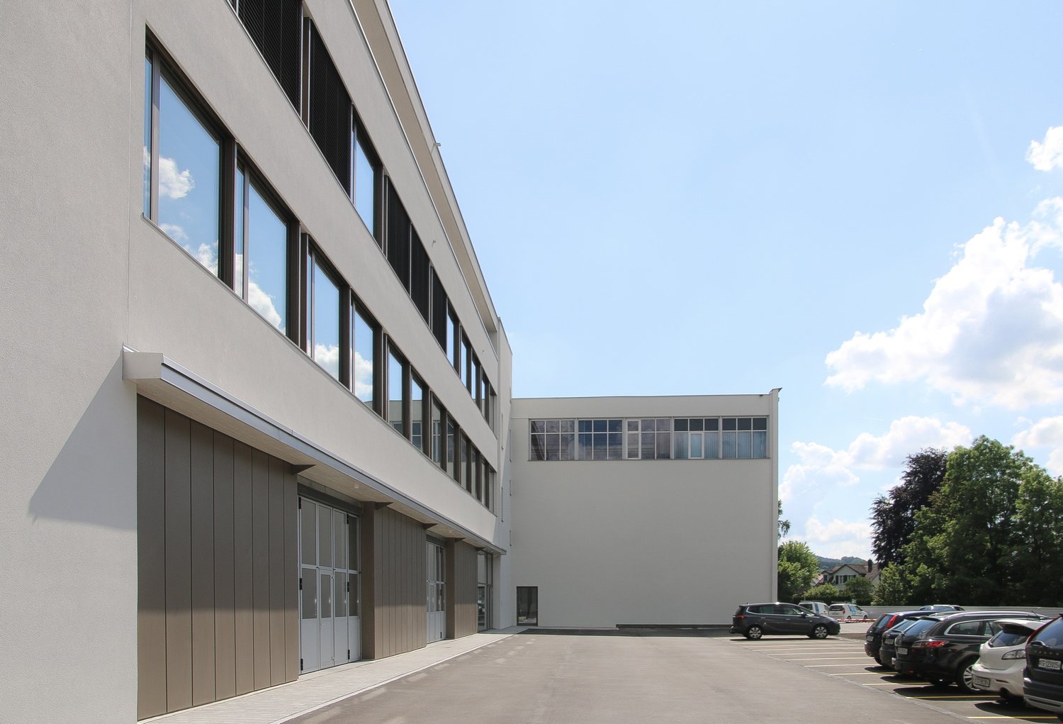 Neue 2.5-Zimmer Attikawohnung mit herrlicher Aussicht - Bild 12