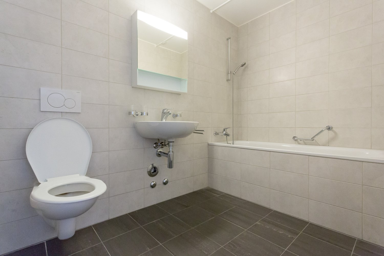 Spacieux logement - Bad