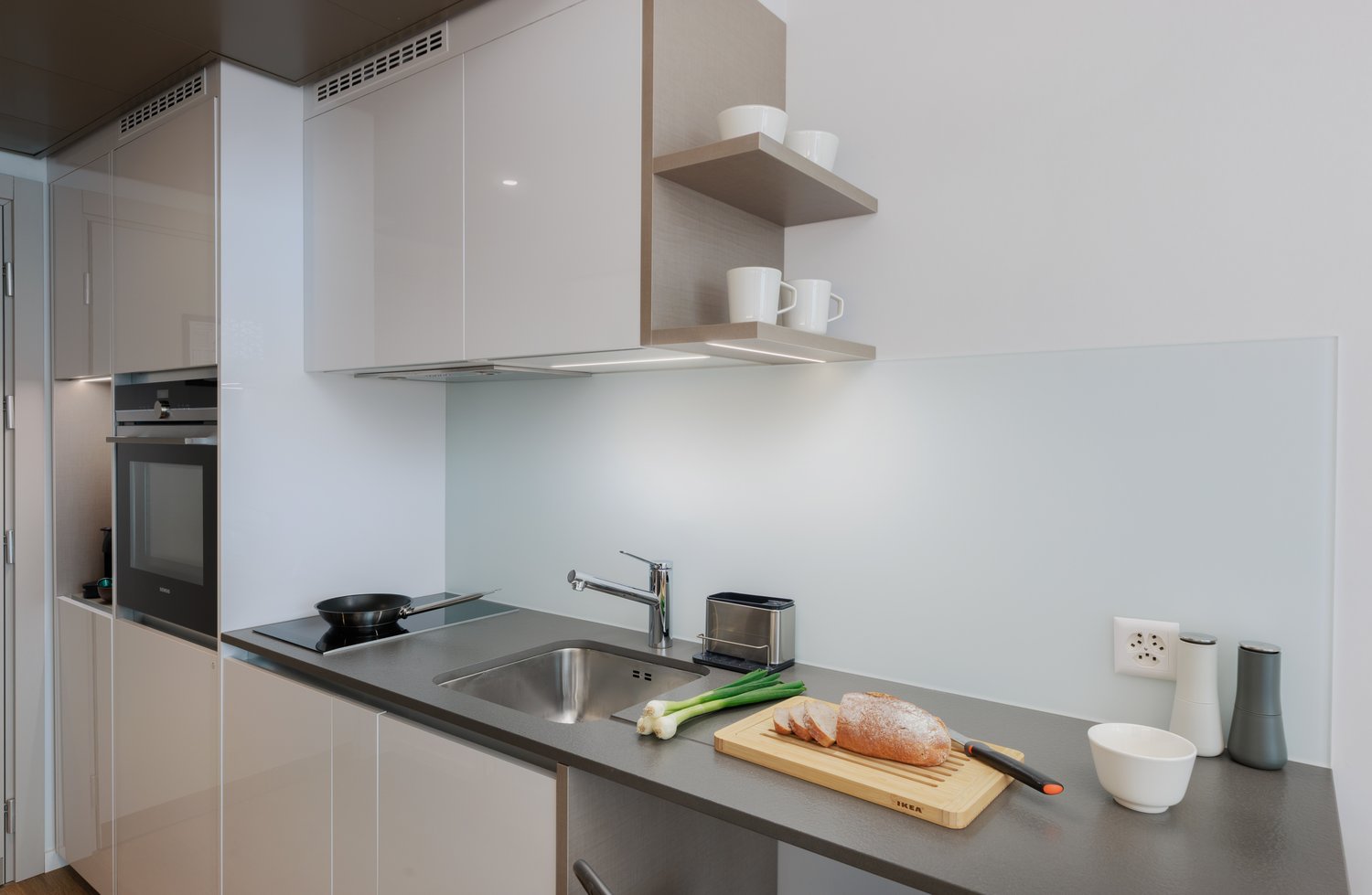 Studio moderne et lumineux au cœur de Genève - Bild 3