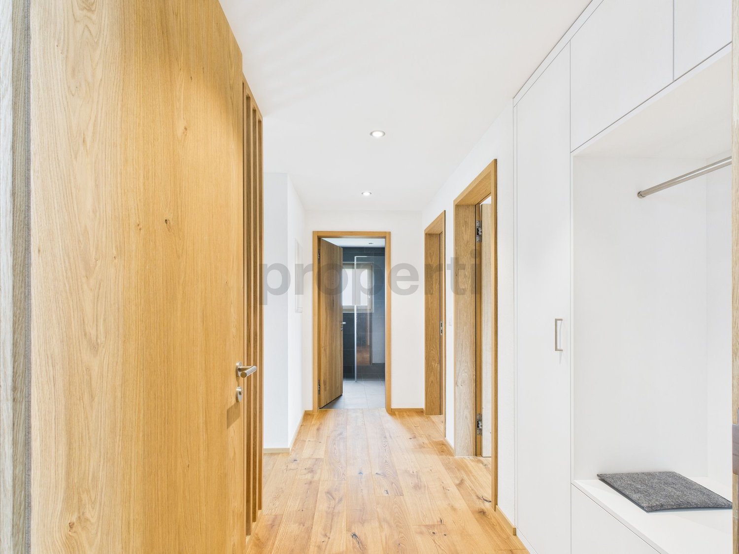 SchÃ¶ne 5.5-Zimmer Maisonette-Neubauwohnung mit Berg- und Seeblick in Brigels - Image 5