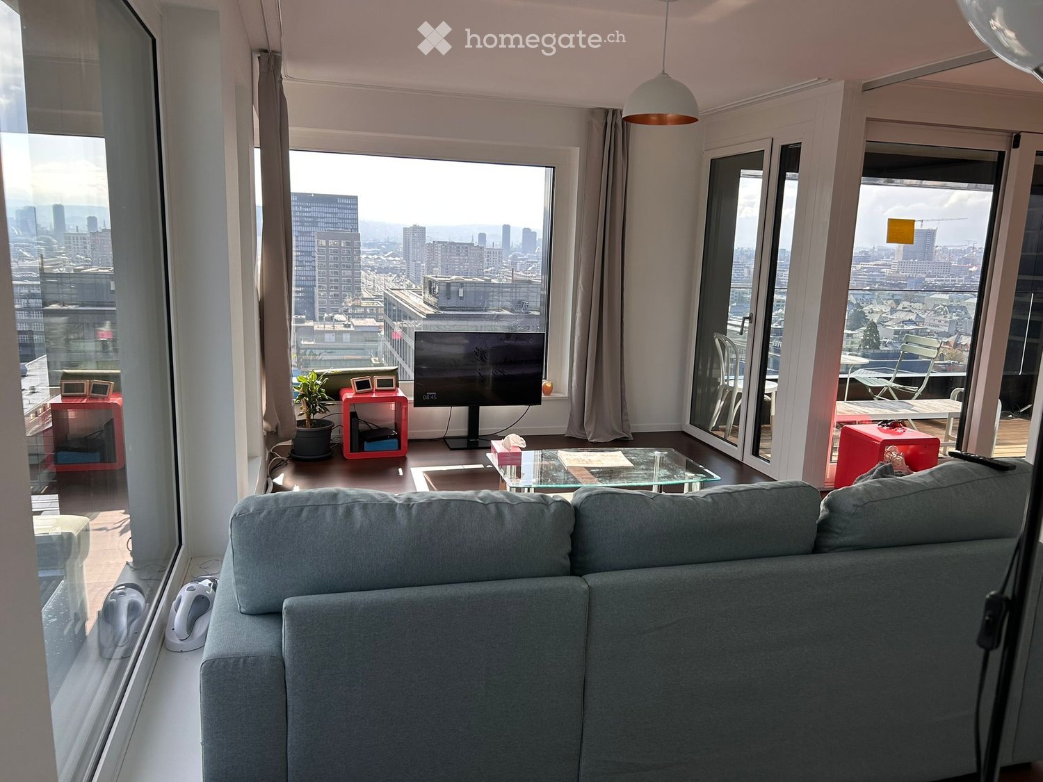 Moderne 3.5 Zimmer Wohnung mit Penthouse-Charakter - Bild 1