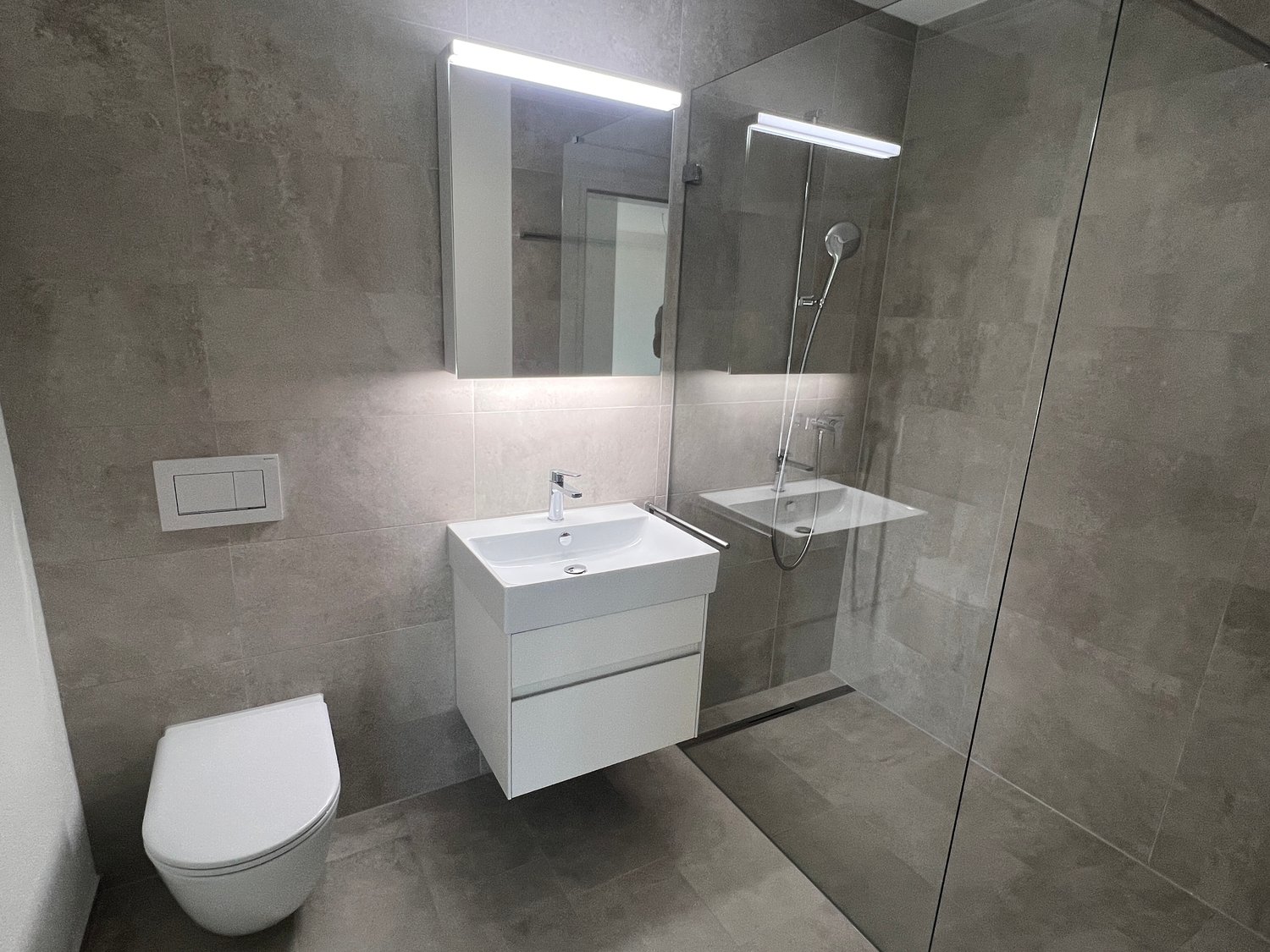 Moderne und neu erstellte 3.5-Zimmer-Dachwohnung an ruhiger Lage in Buchs - Bild 5