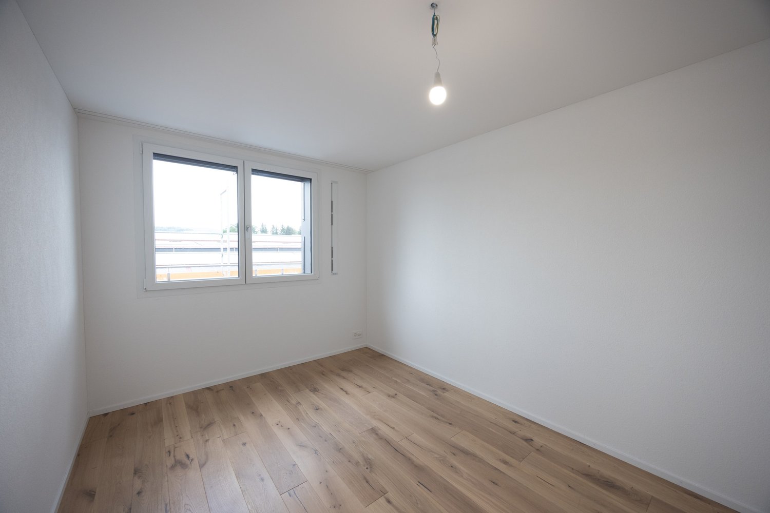 Moderne 4.5-Zimmer-Neubau-Wohnung mit Balkon in Affeltrangen - Bild 5