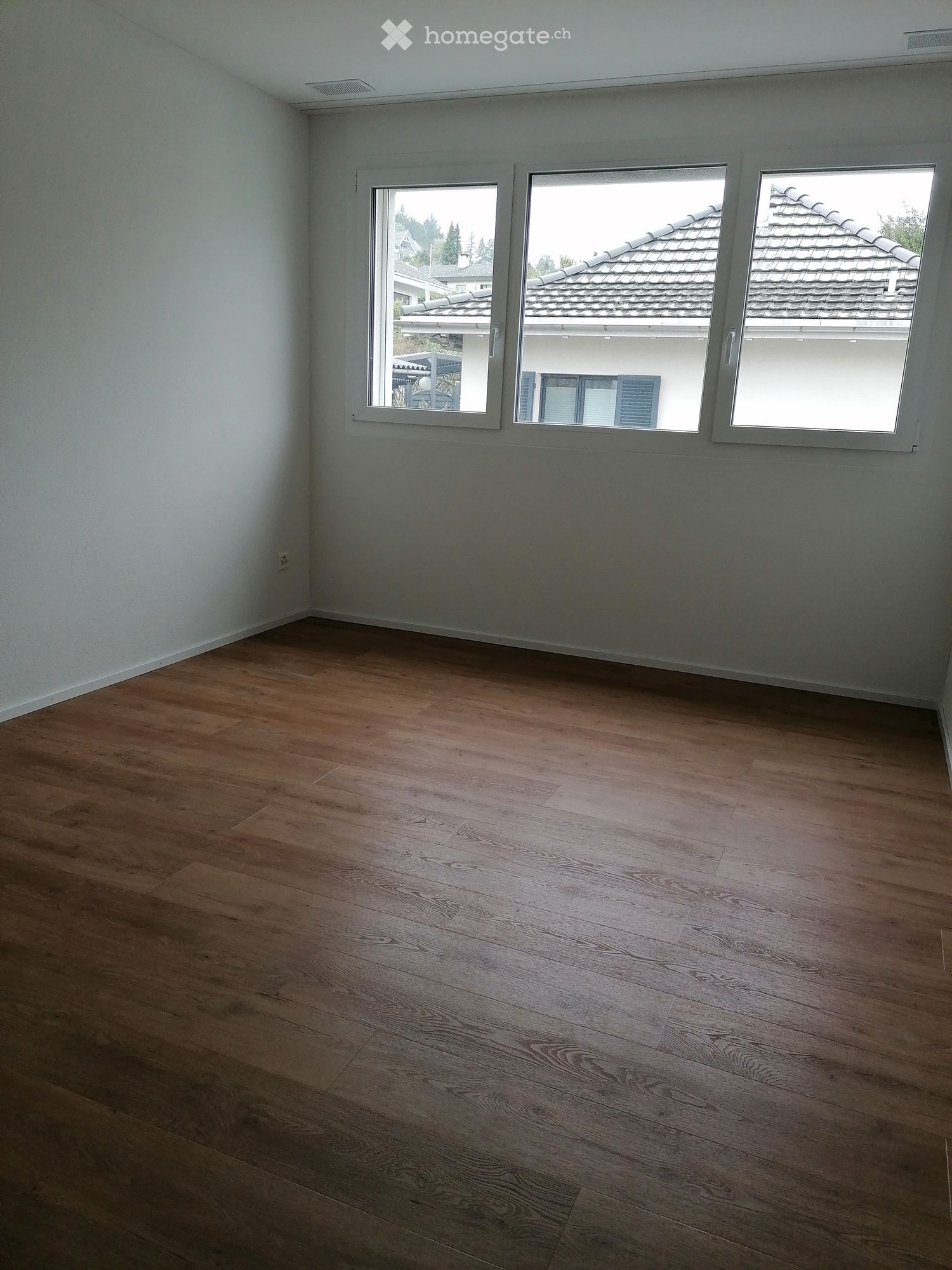 Moderne 2,5-Zimmer-Wohnung in Thürnen - Bild 4