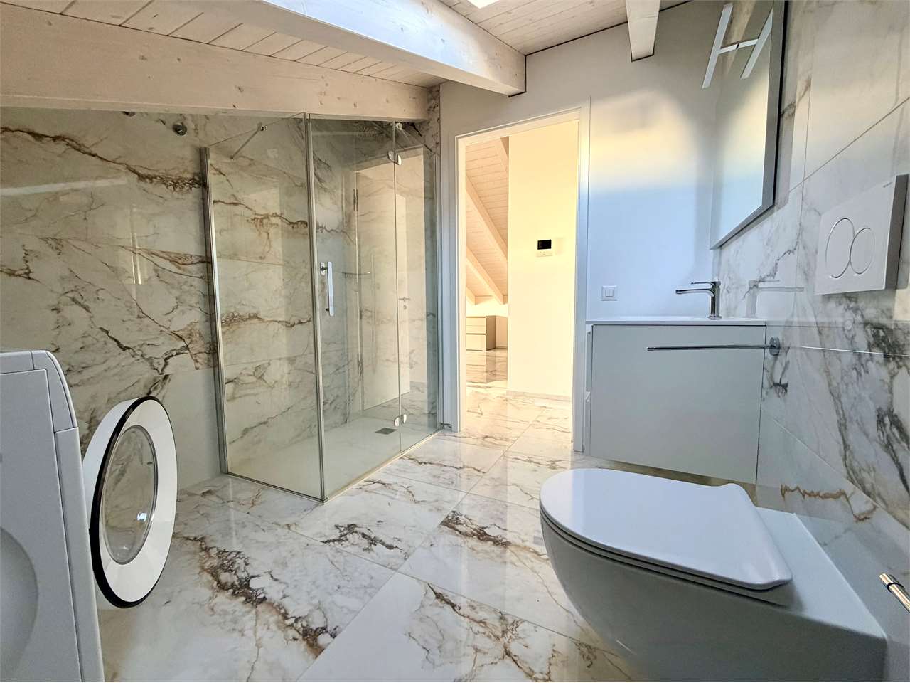 Affittasi moderno 3.5 locali mansardato - Bild 8