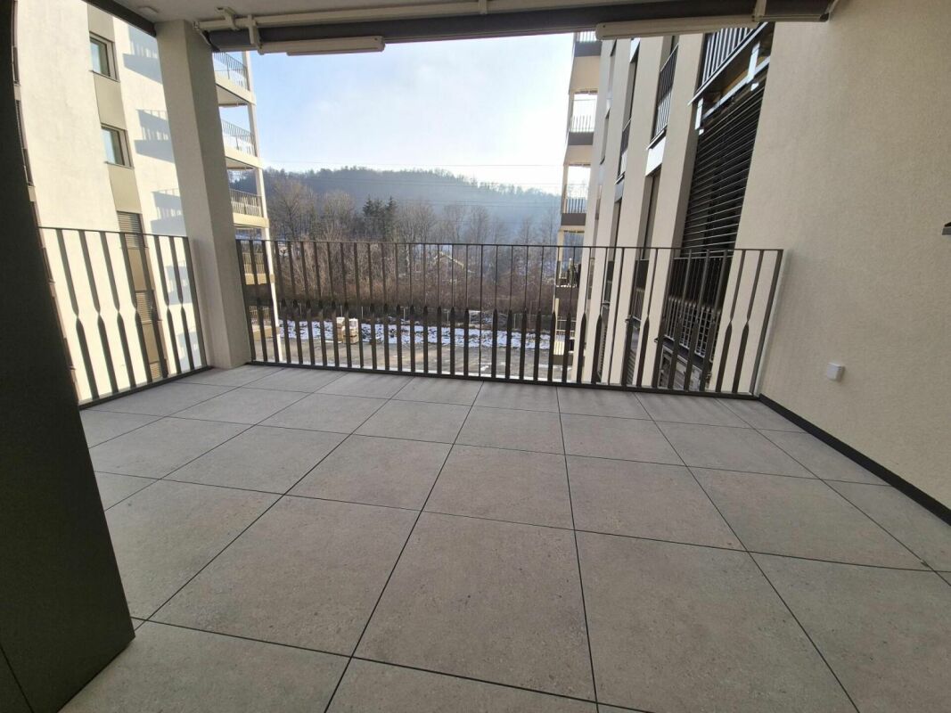 Berges 3 - Appartement 2.5 pièces au 2ème étage - Balcon