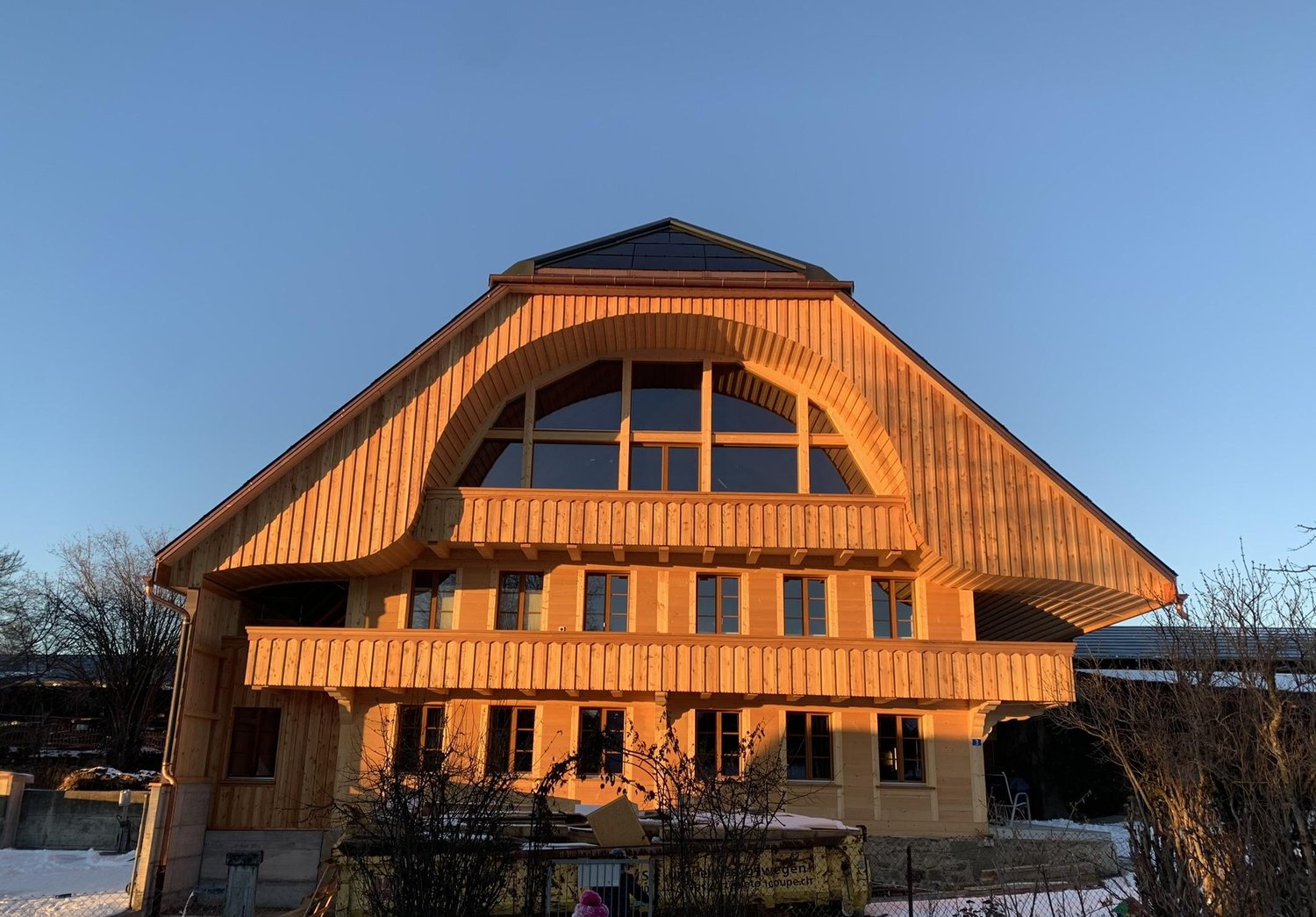 Neue 3.5-Zimmer Dachwohnung auf dem Bauernhof - Bild 1