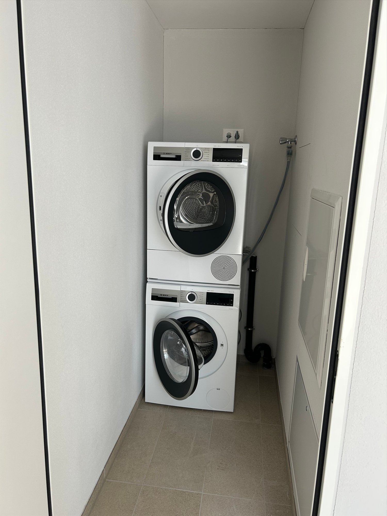 Moderne 2.5-Zimmer-Neubauwohnung - Diverse