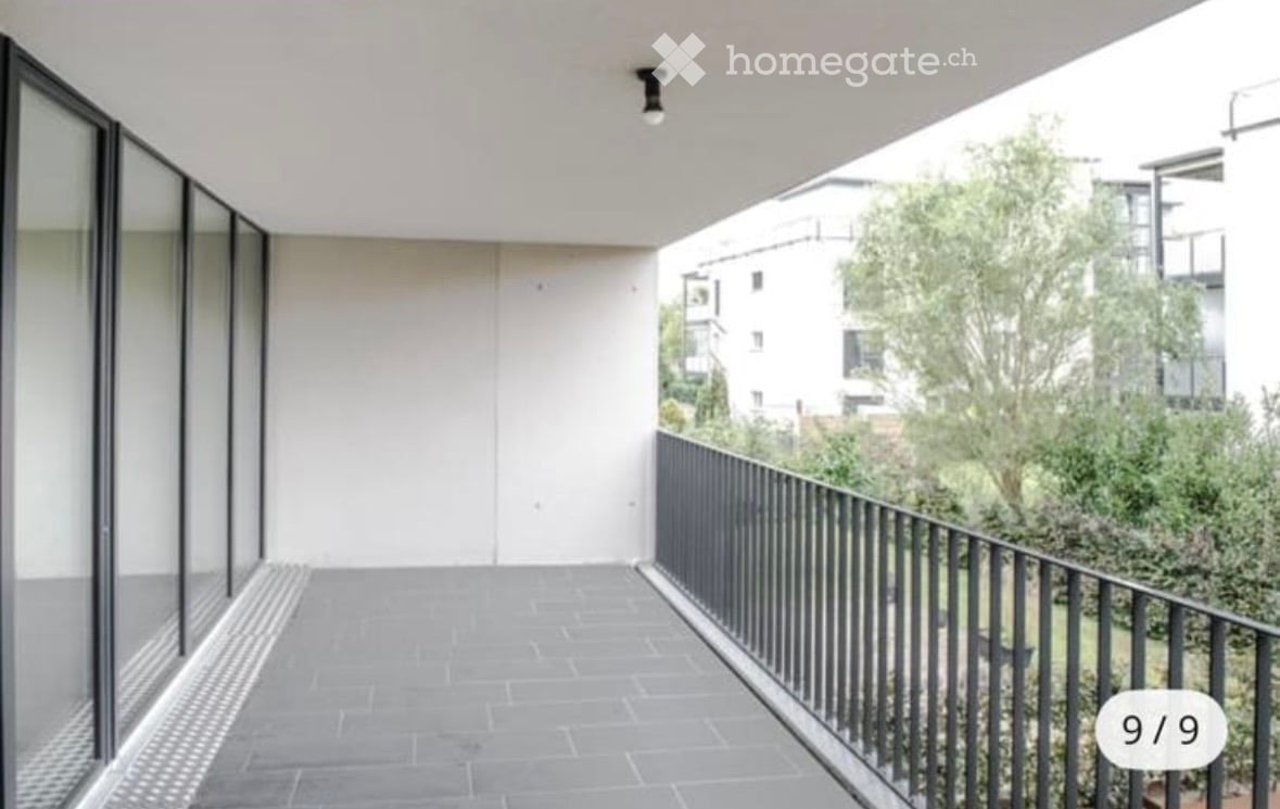 Moderne 2.5-Zimmer-Wohnung in Oberentfelden mit Balkon - Bild 1