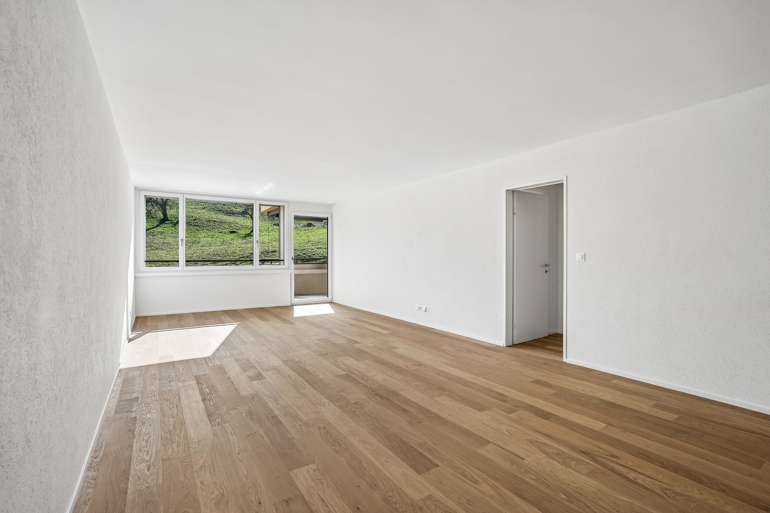 Exklusive 4.5-Zimmer-Wohnung  Erstbezug in Adliswil - Bild 1