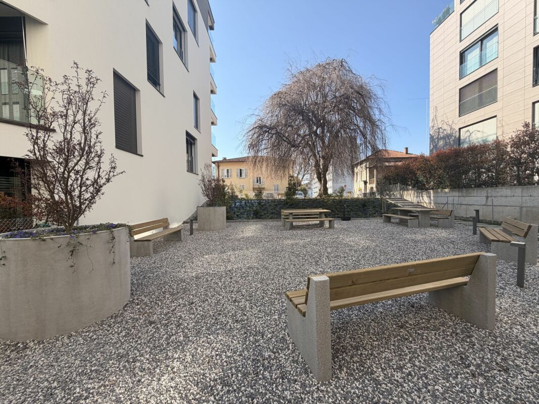 MASSAGNO NUOVO ATTICO 2.5 LOCALI AMPIO E CON TERRAZZA COPERTA (ARREDATO) - Bild 11