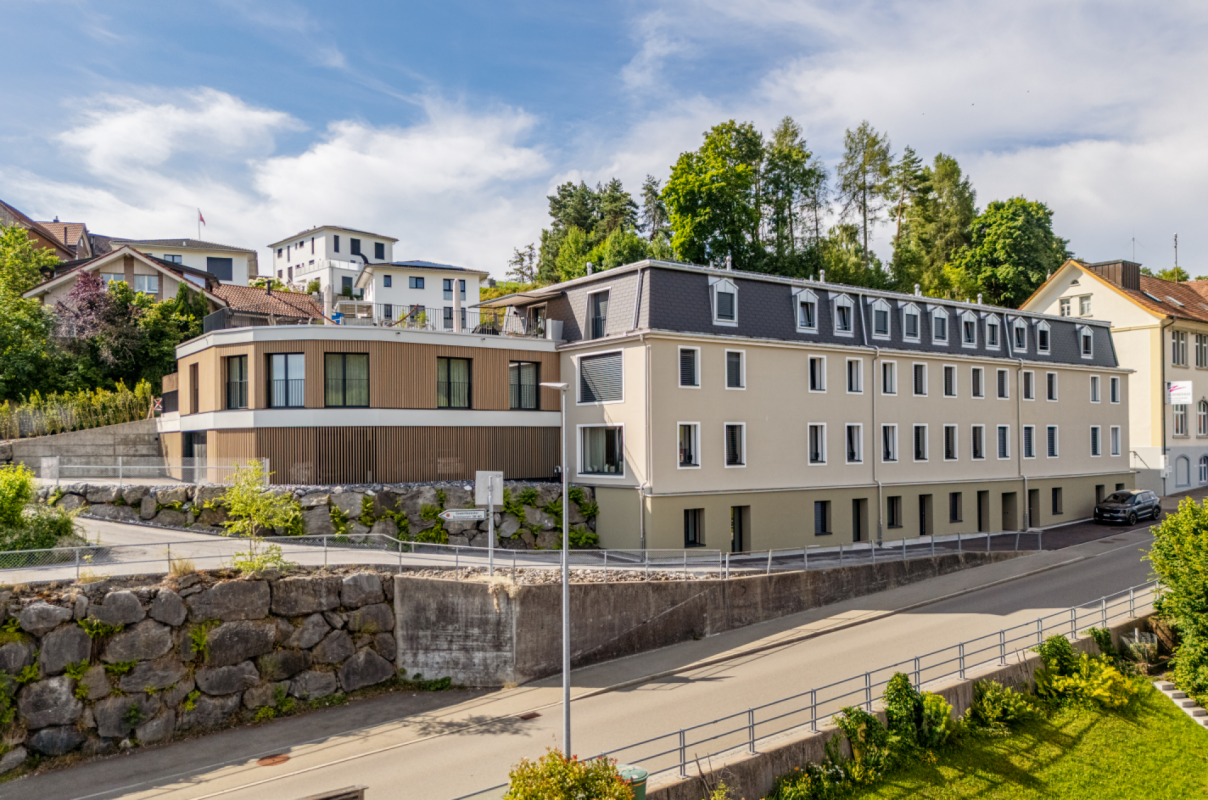 Exklusive 4.5 Zimmer-Wohnung - Bild 9