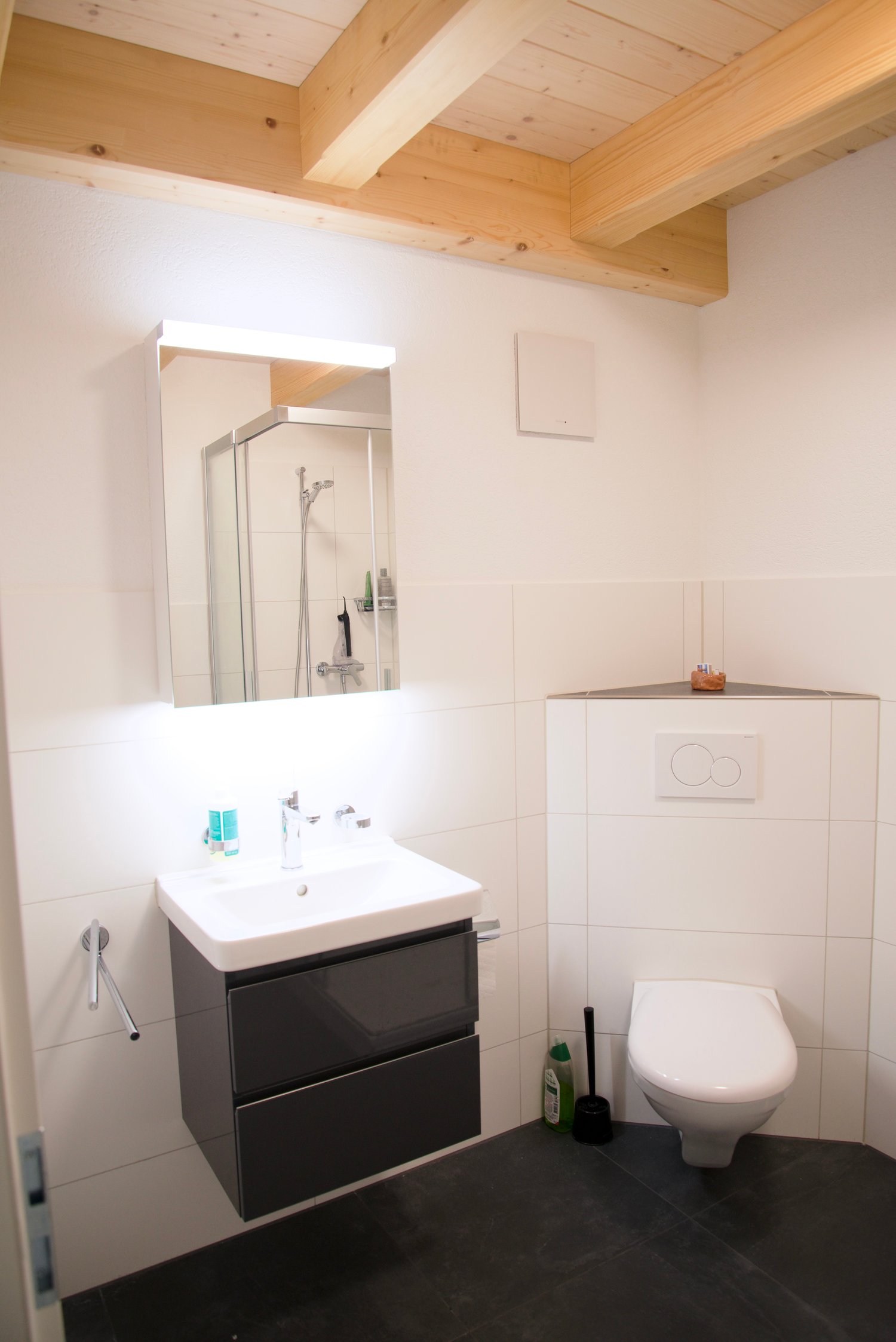 Moderne 5-Zimmer-Duplex-Wohnung mit Balkon und Weitsicht - Bild 9