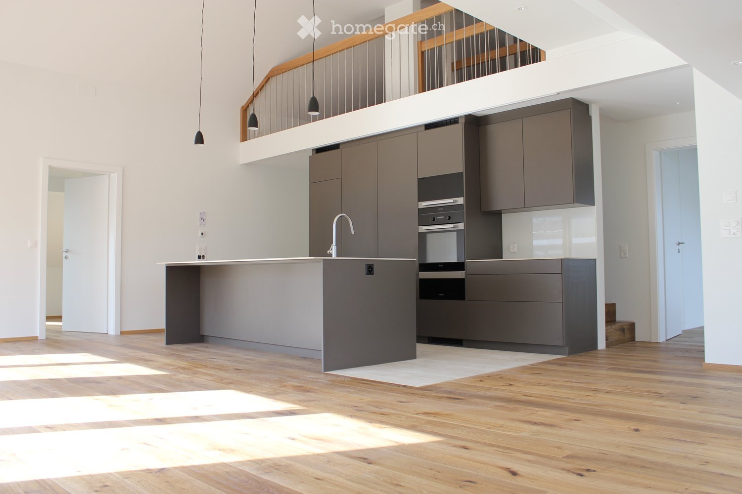 Erstvermietung Dachwohnung zentral gelegen - Bild 1