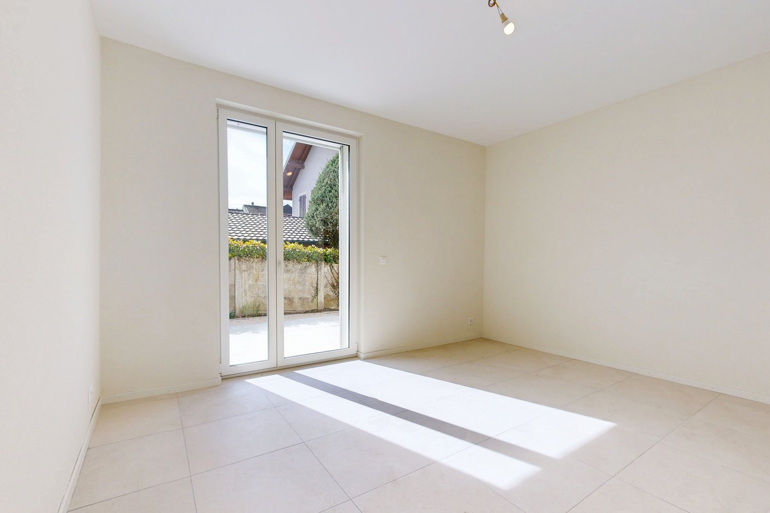 Magnifique 2.5 pièces avec grande terrasse - Bild 7