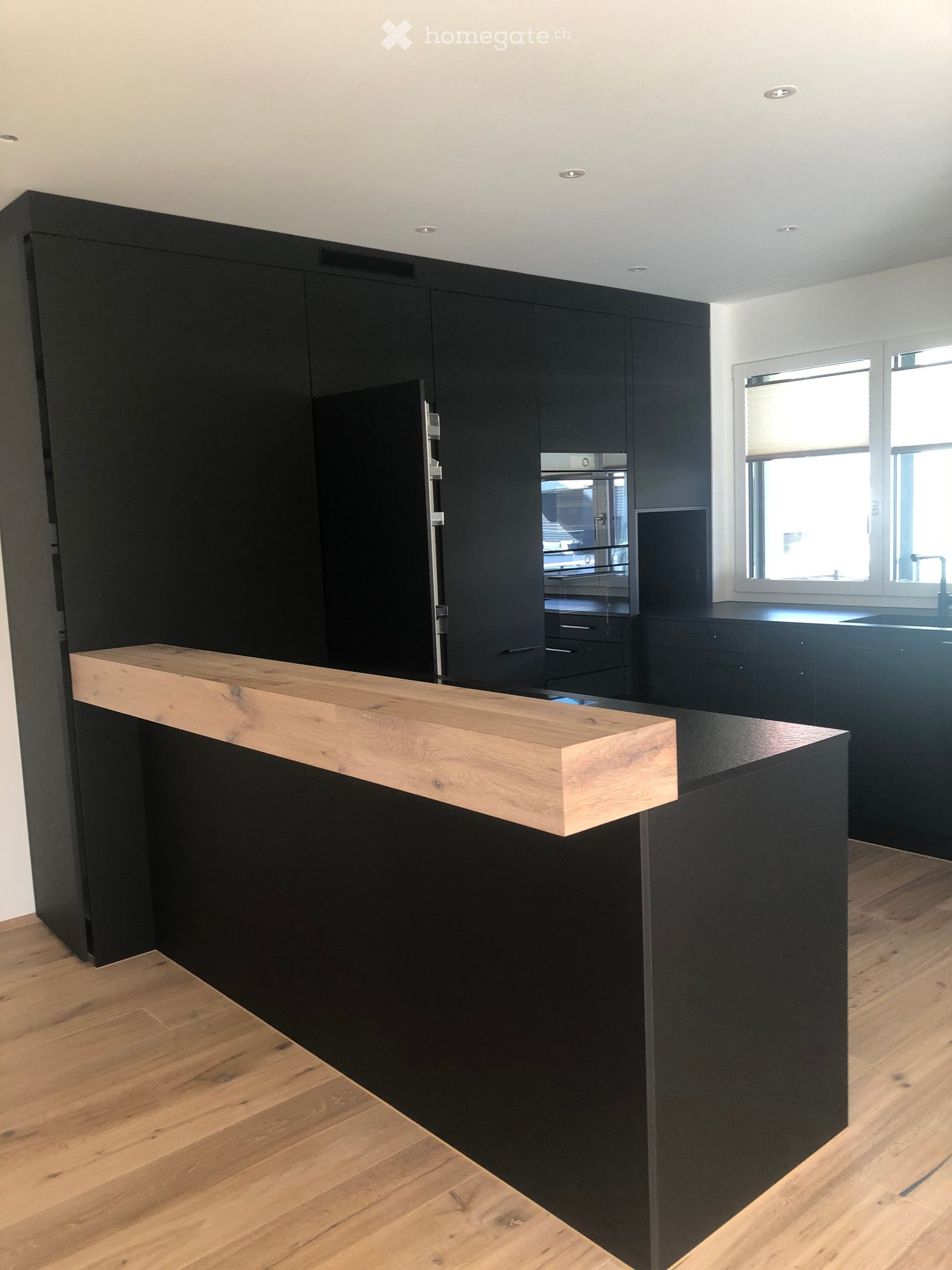 Luxuriöse 3.5 - Zimmerwohnung in Unterägeri - Bild 2