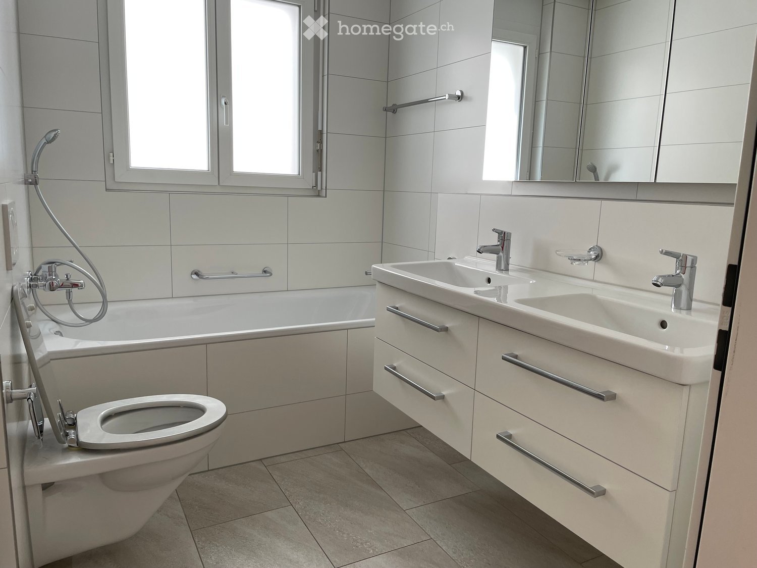 Moderne 3.5-Zimmer-Neubau-Wohnung in ruhiger Lage in Fläsch - Bild 5