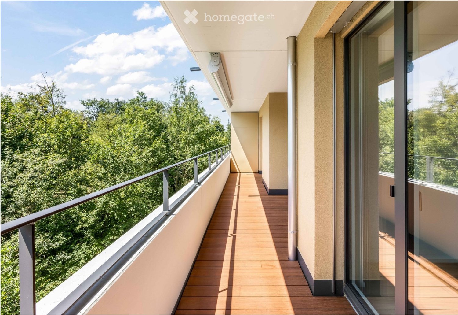 Moderne 2.5-Zimmer-Neubau-Wohnung mit Balkon in Cham - Bild 2