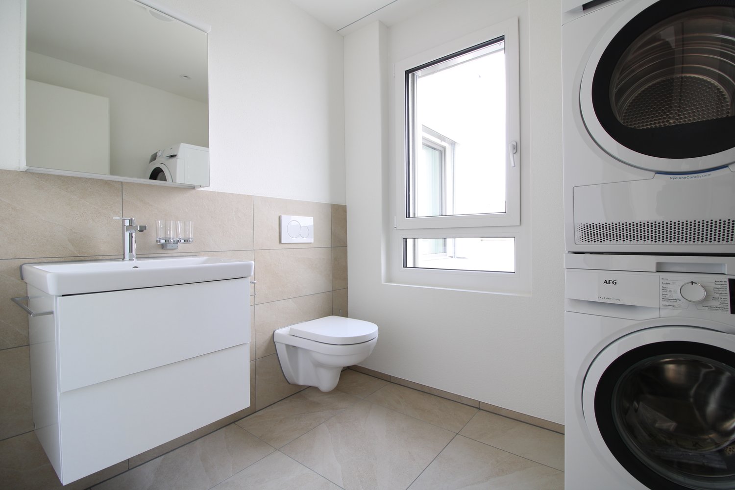 Moderne Attikawohnung mit grosszügigen Terrasse - Bild 7