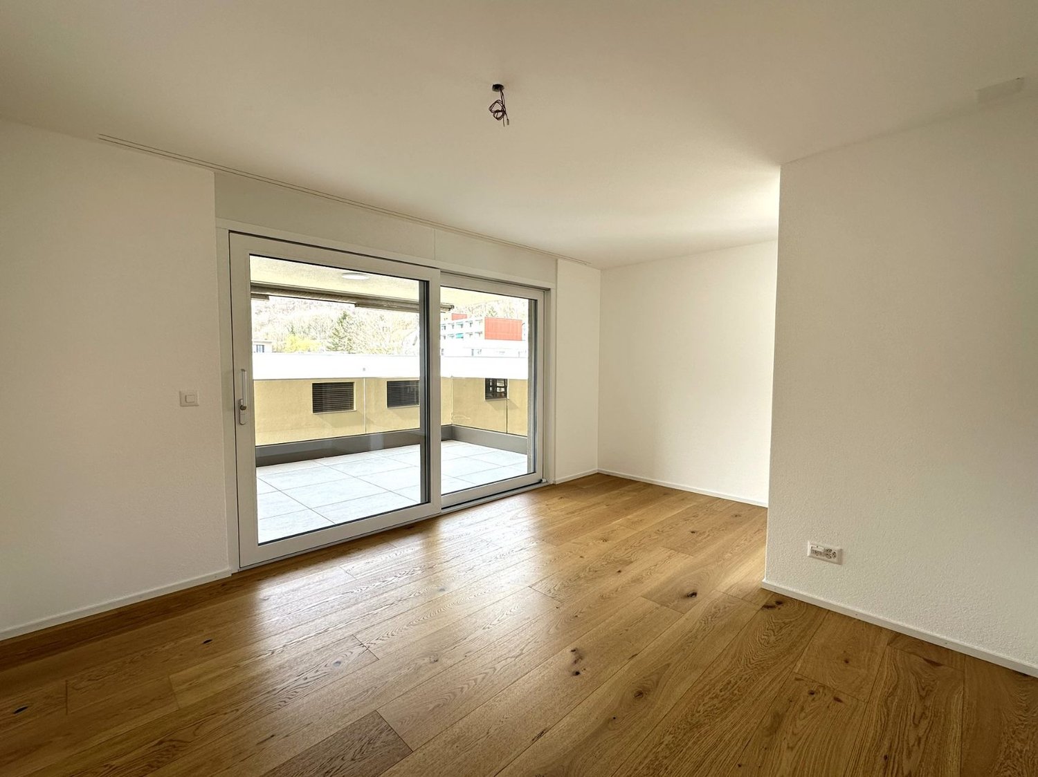 Luxus neu definiert – Attikawohnung mit Grosszügigkeit und Weitblick! - Bild 9