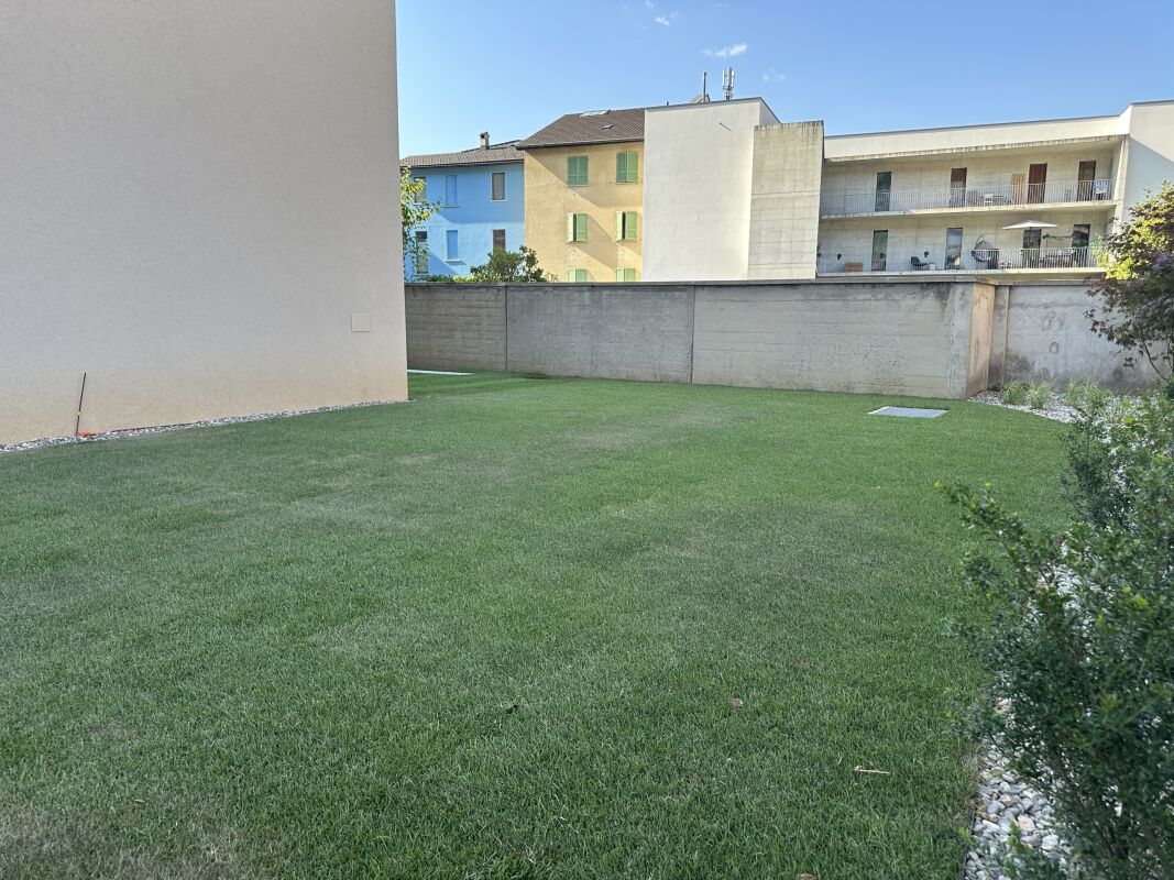 CHIASSO - Moderno bilocale con grande giardino in prima locazione - Bild 11