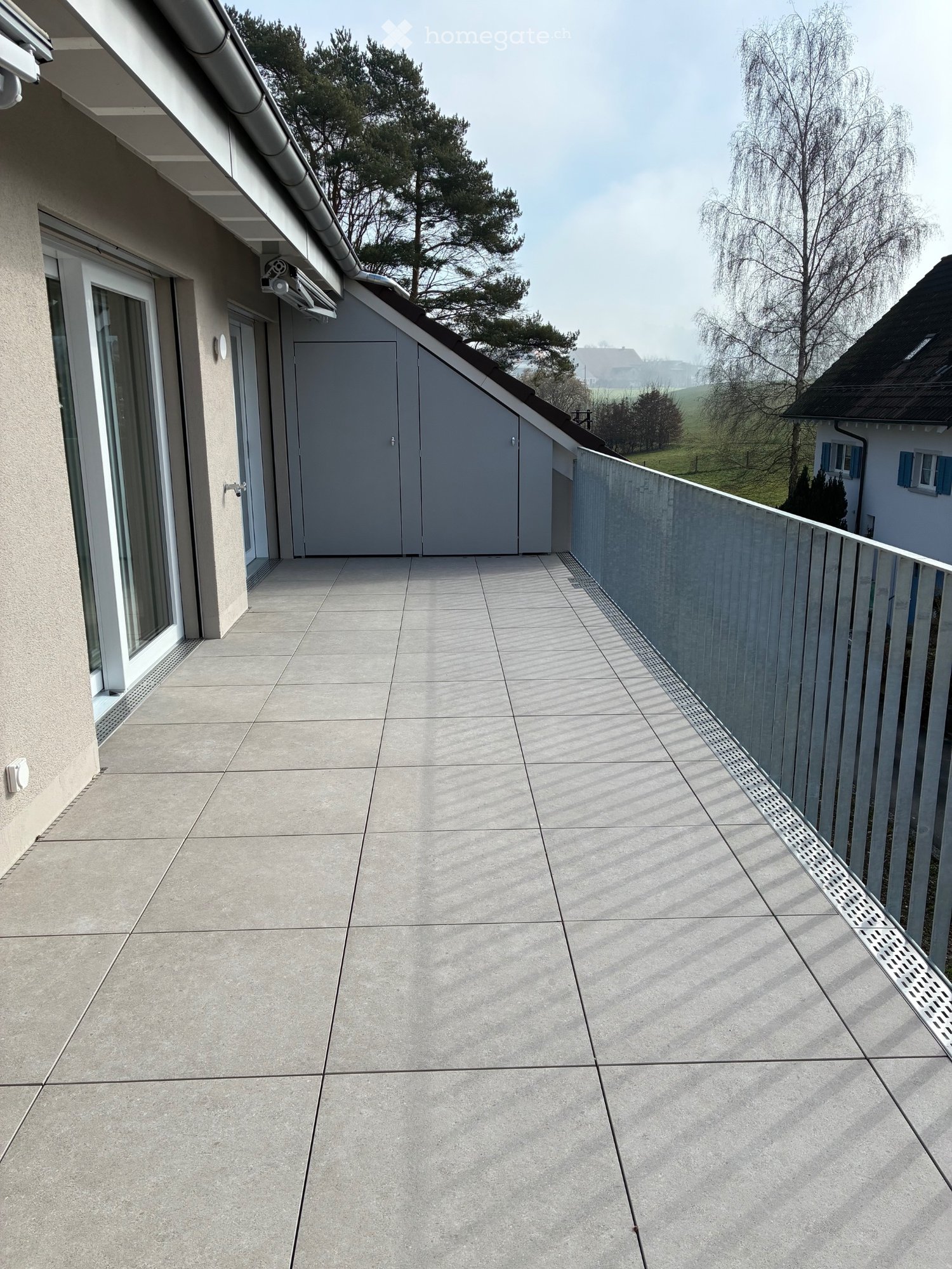 Helle Dachgeschoss Wohnung, Neubau - Bild 1