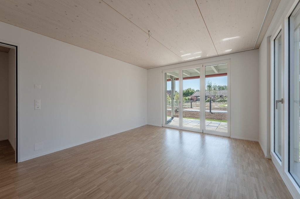 Grosszügige Wohnung mit Gartensitzplatz zu vermieten! - Schlafzimmer