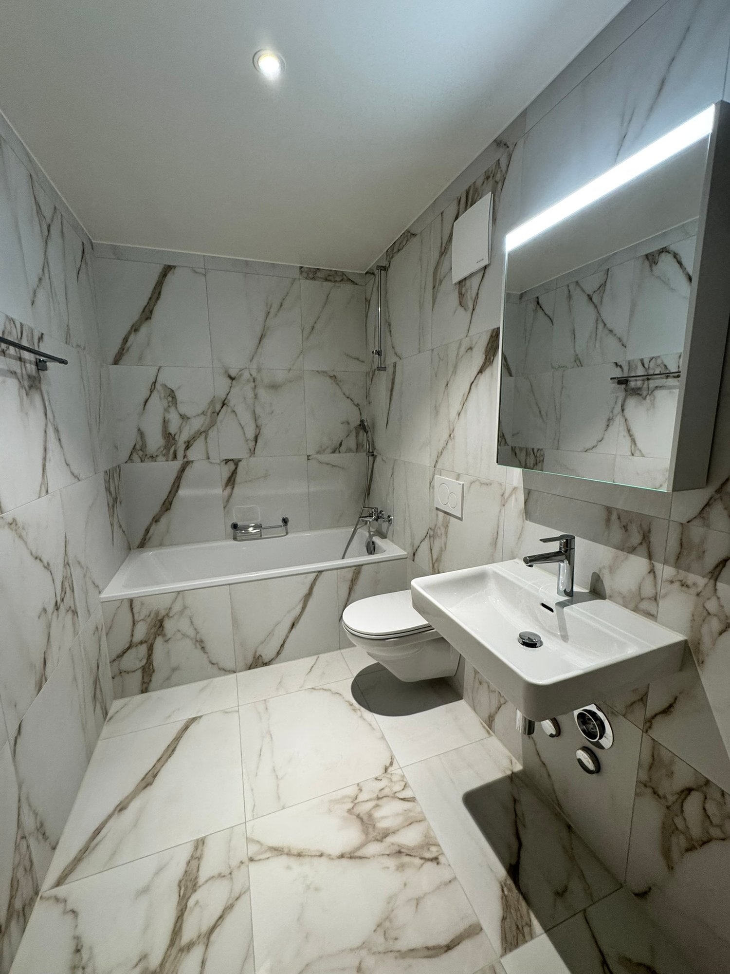 Moderne 3.5-Zimmer-Wohnung mit Balkon in Grenchen - Bild 3