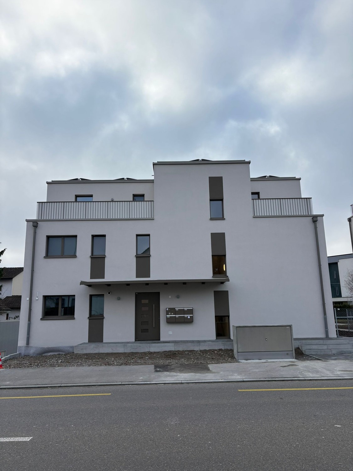 Ihr neues Zuhause mit Gartenoase  modern, sonnig und mitten in Dübendorf. - Bild 2