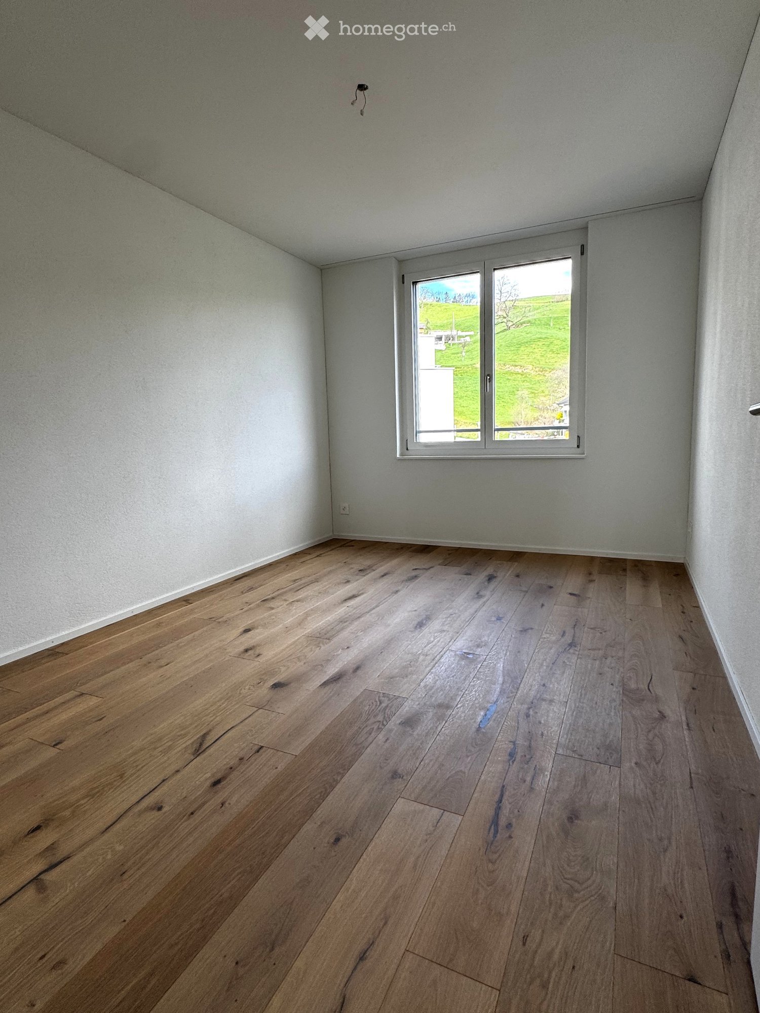 Moderne 4.5-Zimmer-Wohnung mit Balkon und Seeblick in Schmerikon - Bild 5