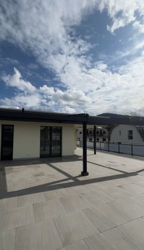 GROSSZÜGIG, SONNIG UND TOP MODERN - 2