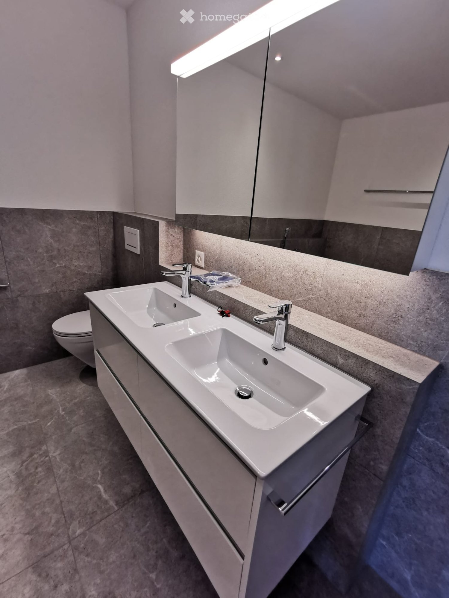 Topmoderne 4,5 Zimmer Attikawohnung mit grosser Terrasse - Bild 12