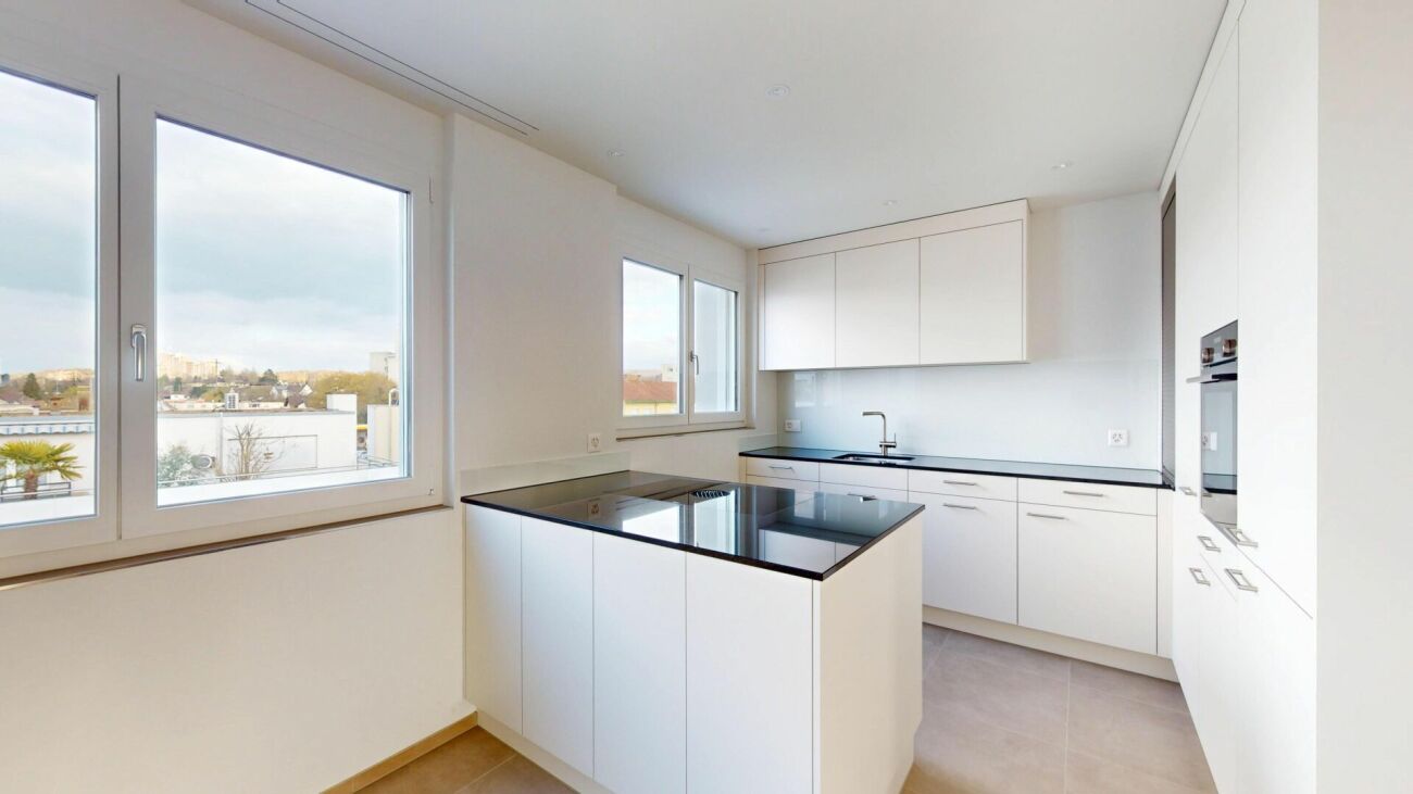 Moderne 4.5-Zimmerwohnung mit 21 m² Terrassenfläche - Bild 3