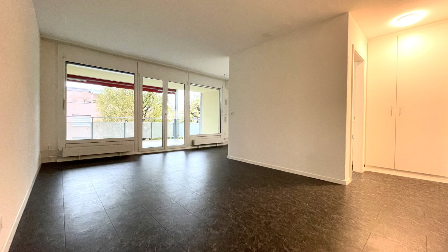 Moderne 1½-Zimmerwohnung Erdgeschoss - Z8, Objekt 22, Wohnzimmer
