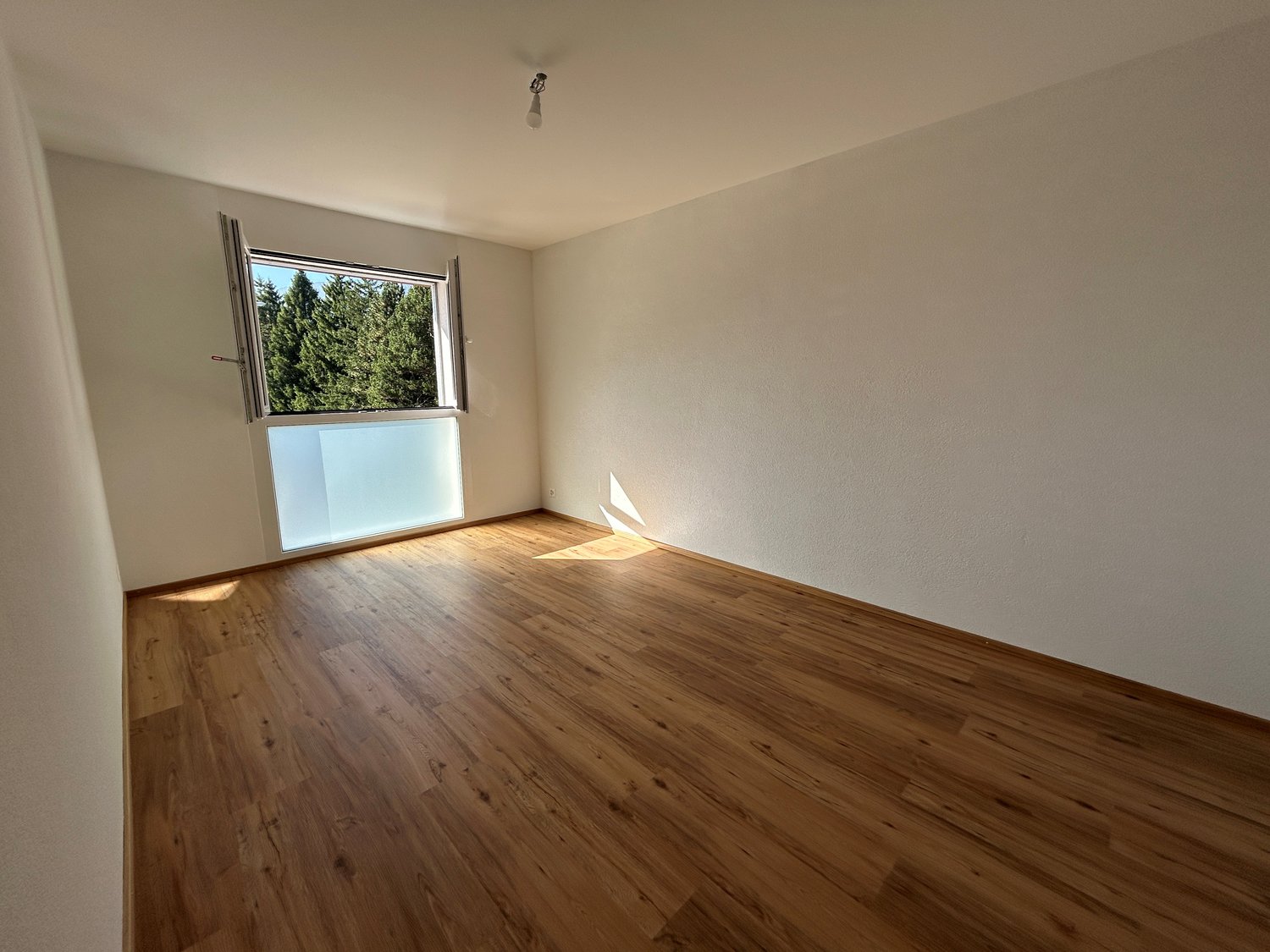 Appartement neuf de 3,5 pces au rez avec terrasse et jardin privatif - Bild 6