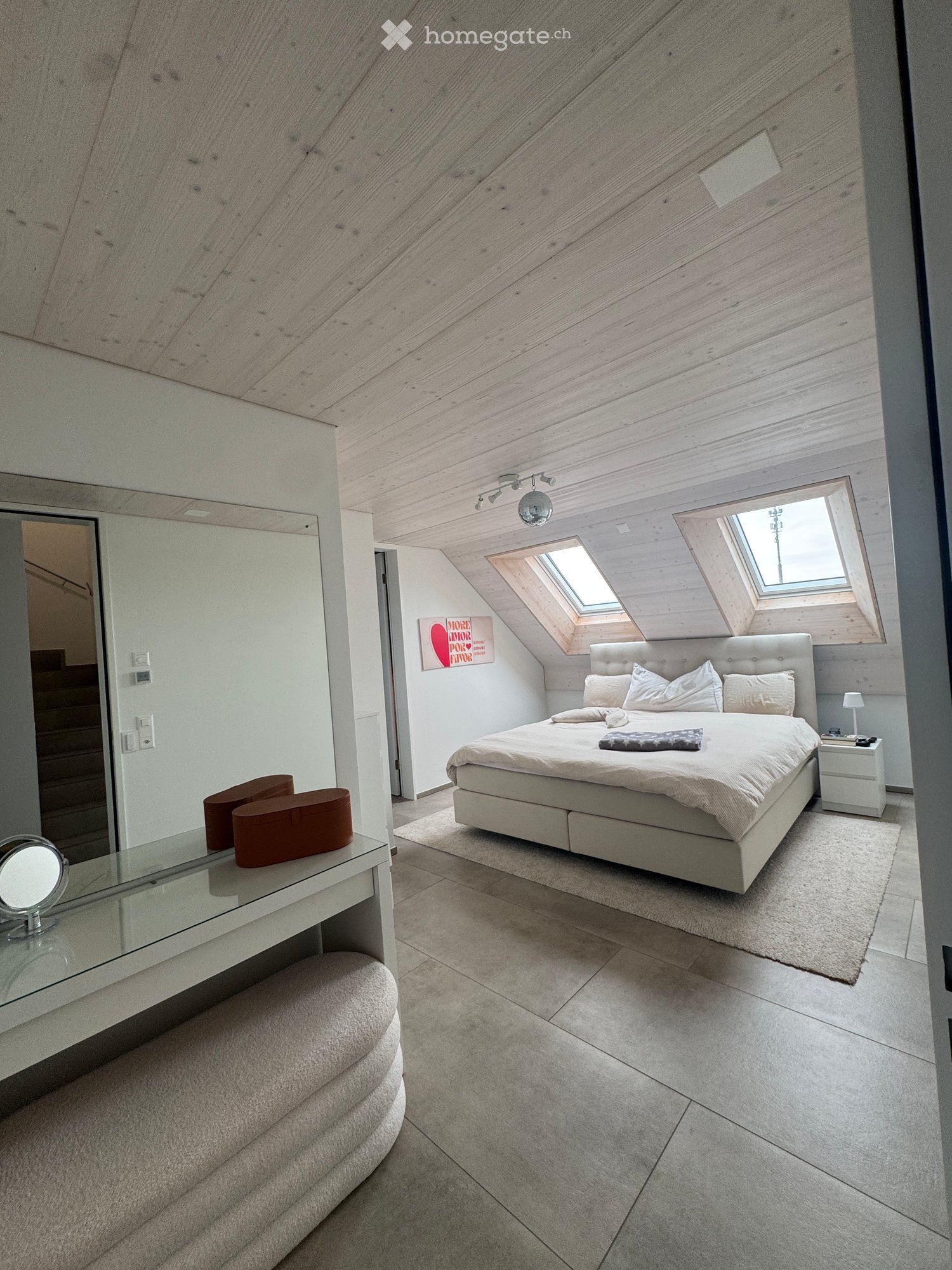 Moderne 5.5-Zimmer-Duplex-Wohnung in Bubikon mit Bergblick - Bild 4